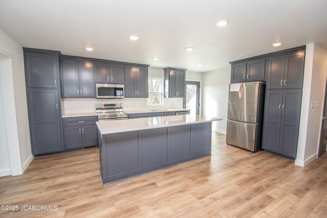 3369 ROCK RIDGE ROAD, Jefferson City, MO 65109