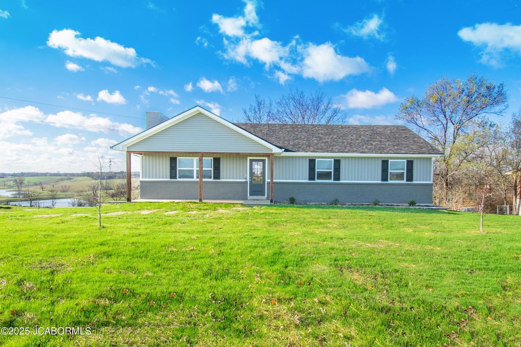 3369 ROCK RIDGE ROAD, Jefferson City, MO 65109