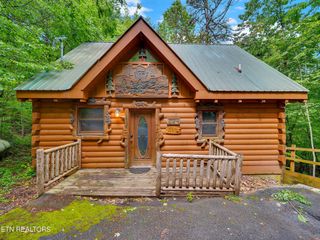 1805 Mossy Tr, Sevierville, TN 37876