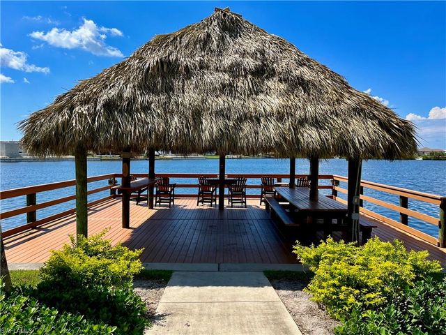 174 Shadroe Cove CIR 1001, Cape Coral, FL 33991