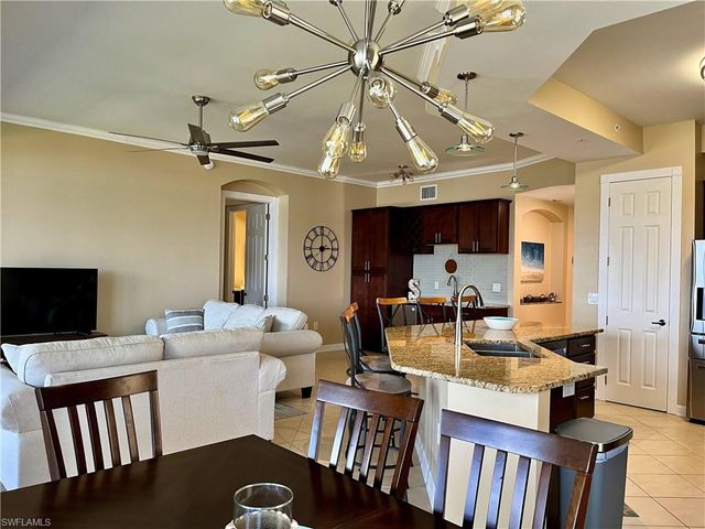 174 Shadroe Cove CIR 1001, Cape Coral, FL 33991