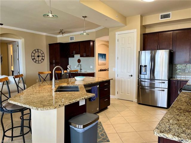 174 Shadroe Cove CIR 1001, Cape Coral, FL 33991