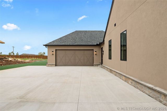13828 S Date Street, Jenks, OK 74008