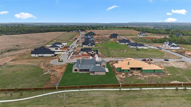 13828 S Date Street, Jenks, OK 74008