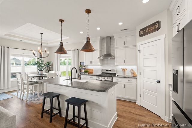 3917 Charlestown Pike, Jeffersonville, IN 47130