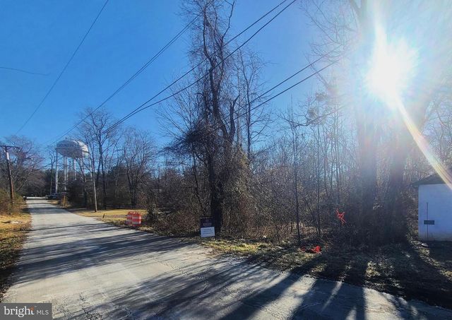 CHARLES ST, Gordonsville, VA 22942