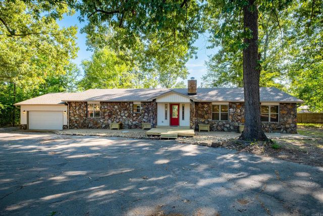 3025 Razorback Road, Benton, AR 72015
