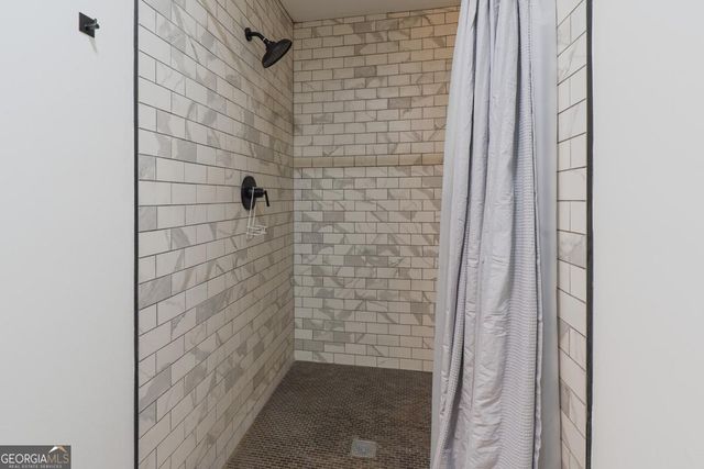 240 SE Sunrise Circle SE, Calhoun, GA 30701