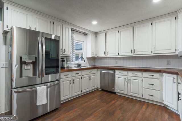 240 SE Sunrise Circle SE, Calhoun, GA 30701