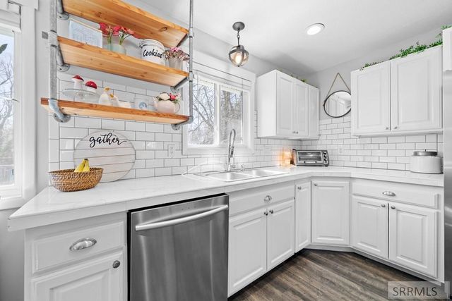 3280 Circle S Drive, Ammon, ID 83406