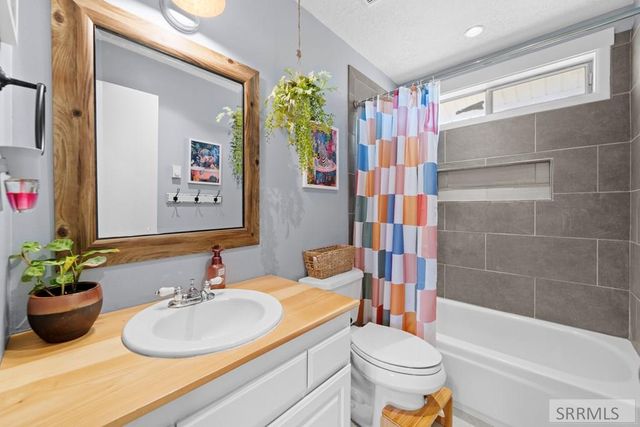 3280 Circle S Drive, Ammon, ID 83406