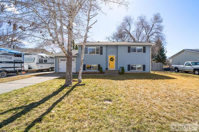 3280 Circle S Drive, Ammon, ID 83406