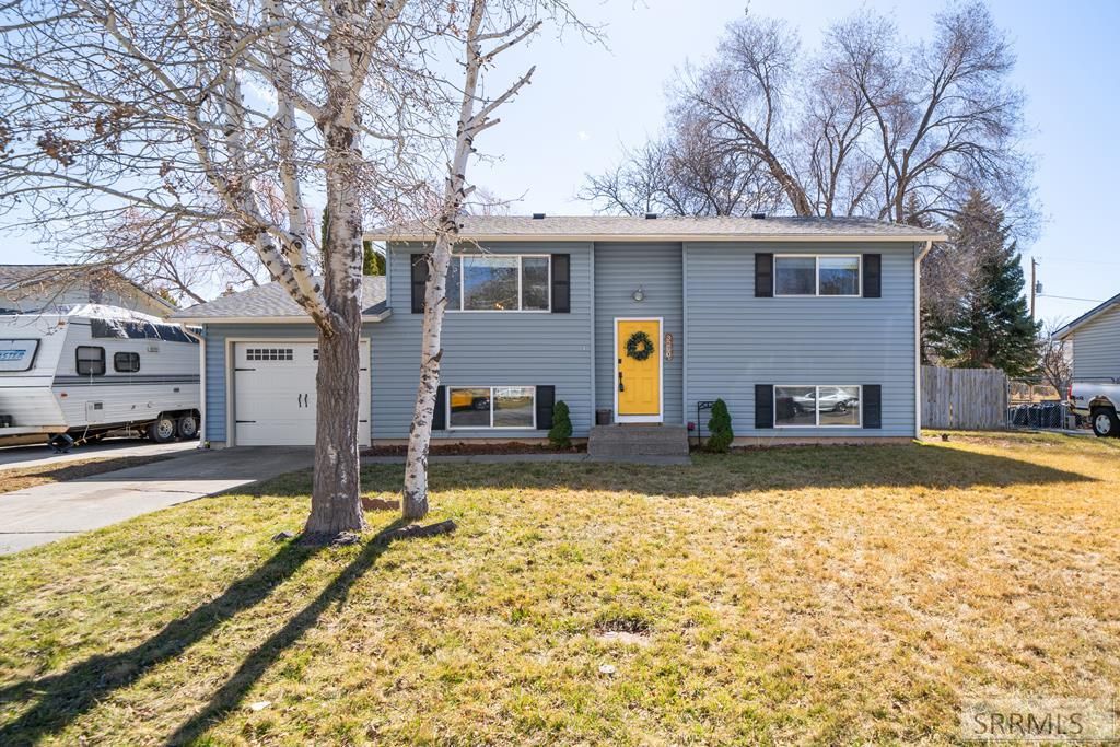 3280 Circle S Drive, Ammon, ID 83406