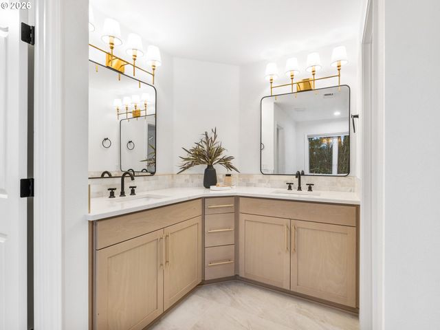 17558 Sw KEMMER VIEW Ct, Beaverton, OR 97007