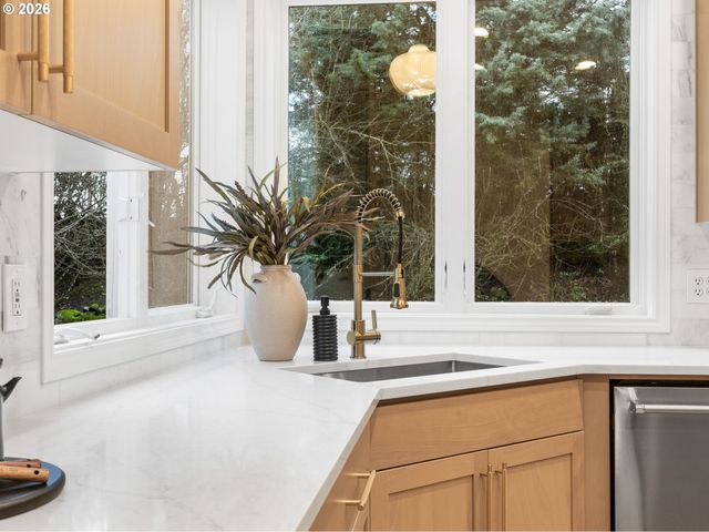 17558 Sw KEMMER VIEW Ct, Beaverton, OR 97007