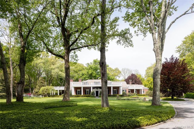 550 Chicken Valley Road, Locust Valley, NY 11560