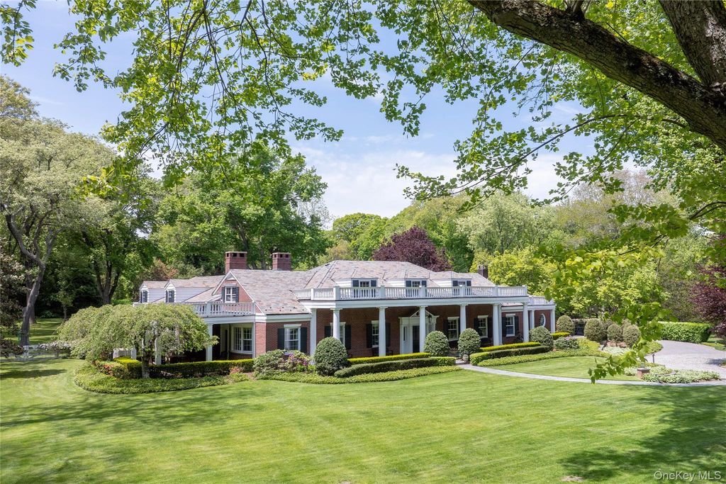 550 Chicken Valley Road, Locust Valley, NY 11560