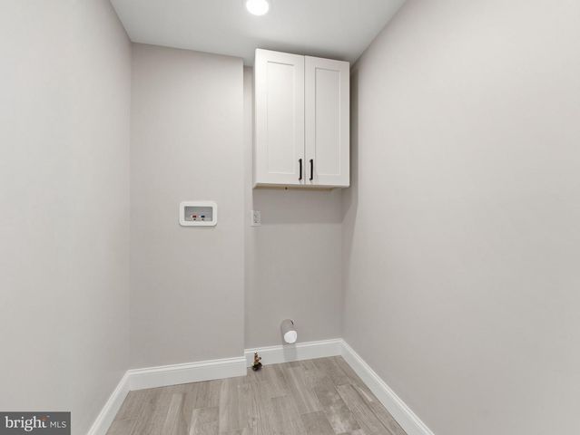 1133 ALMOND RD, Pittsgrove, NJ 08318