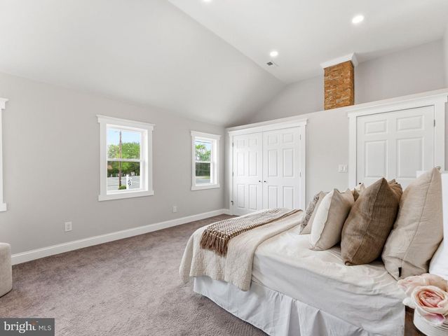 1133 ALMOND RD, Pittsgrove, NJ 08318