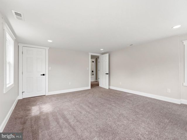1133 ALMOND RD, Pittsgrove, NJ 08318