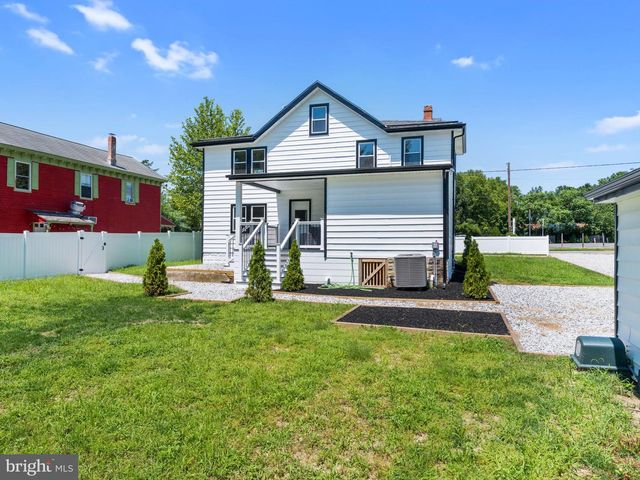 1133 ALMOND RD, Pittsgrove, NJ 08318