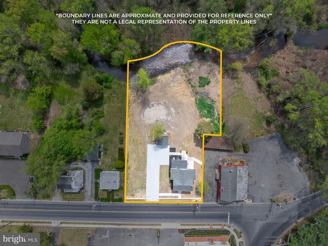 1133 ALMOND RD, Pittsgrove, NJ 08318