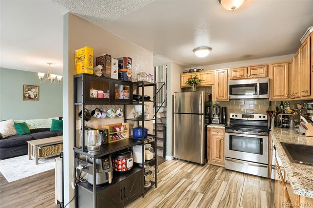 20561 E Coolidge Place, Aurora, CO 80011