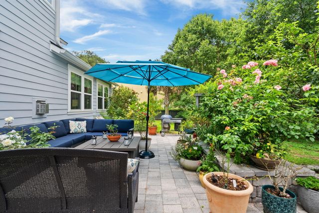 2737 Battery Pringle Drive, Johns Island, SC 29455