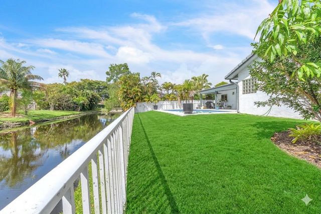 10734 NW 20th Drive, Coral Springs, FL 33071