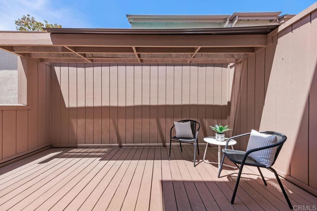 Image 13 of property listing at 2714 Ariane Drive 17, San Diego, CA 92117