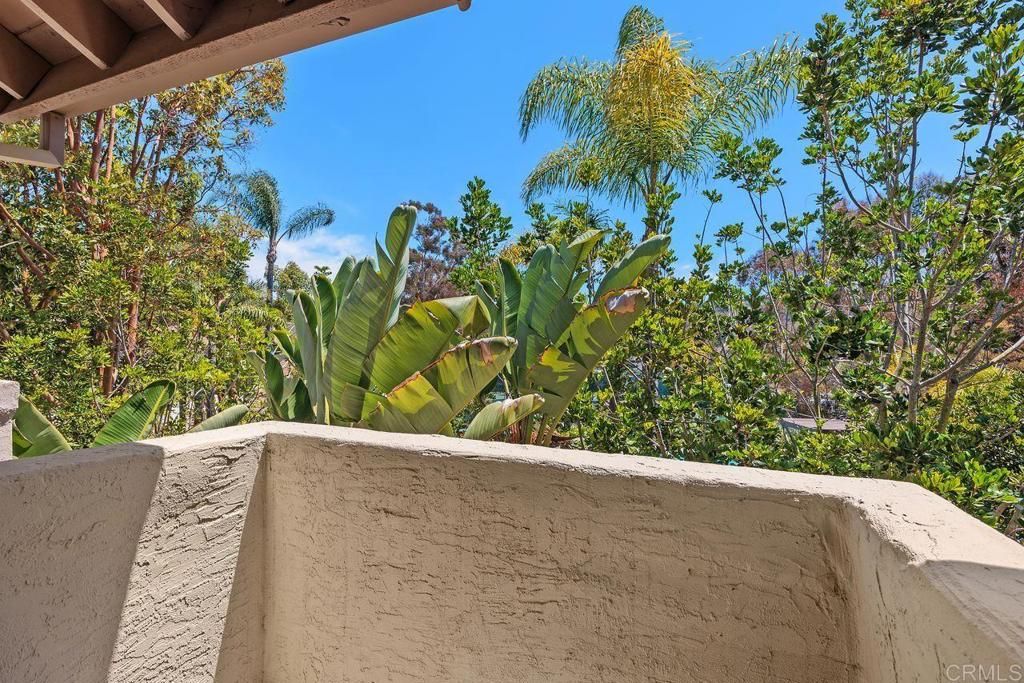 Image 21 of property listing at 2714 Ariane Drive 17, San Diego, CA 92117