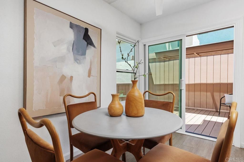 Image 8 of property listing at 2714 Ariane Drive 17, San Diego, CA 92117