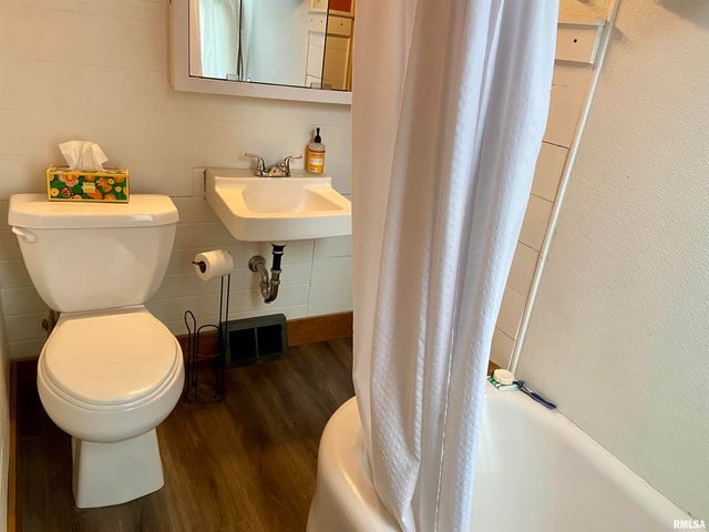 614 S 22ND Street, Quincy, IL 62301