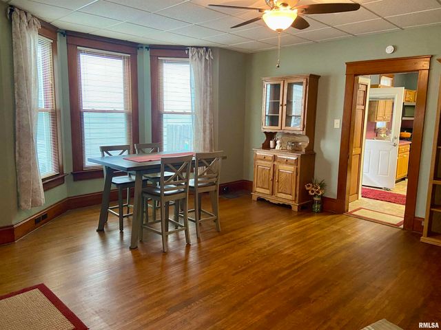 614 S 22ND Street, Quincy, IL 62301