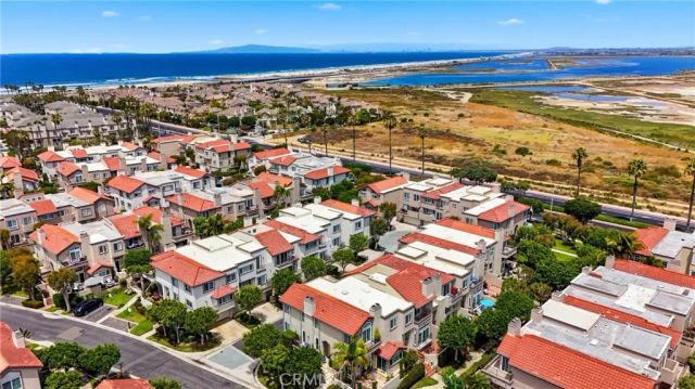 19239 Meadowood Cir, Huntington Beach, CA 92648