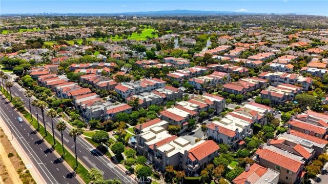 19239 Meadowood Cir, Huntington Beach, CA 92648