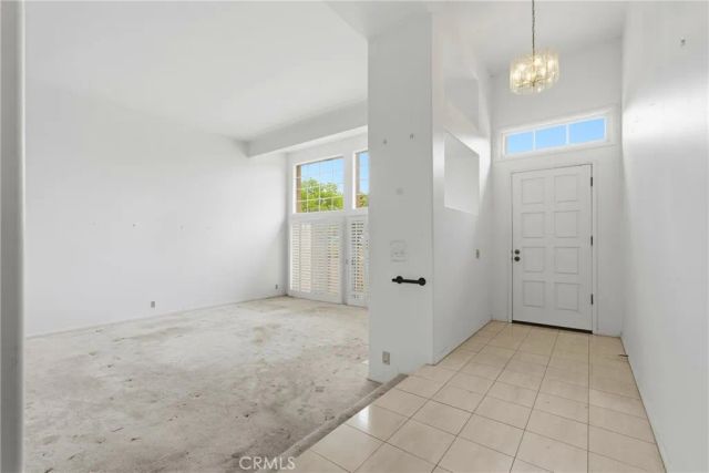 19239 Meadowood Cir, Huntington Beach, CA 92648