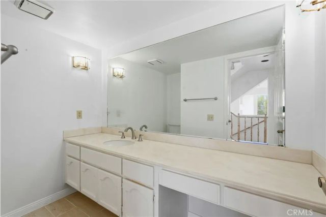 19239 Meadowood Cir, Huntington Beach, CA 92648