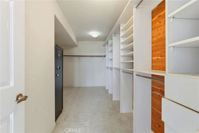 19239 Meadowood Cir, Huntington Beach, CA 92648