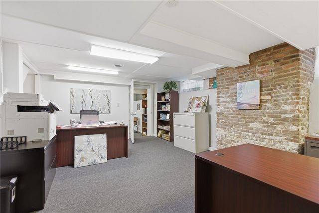 310 E Grandview Ave, Zelienople Boro, PA 16063