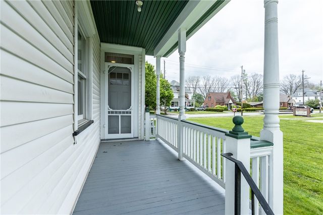 310 E Grandview Ave, Zelienople Boro, PA 16063