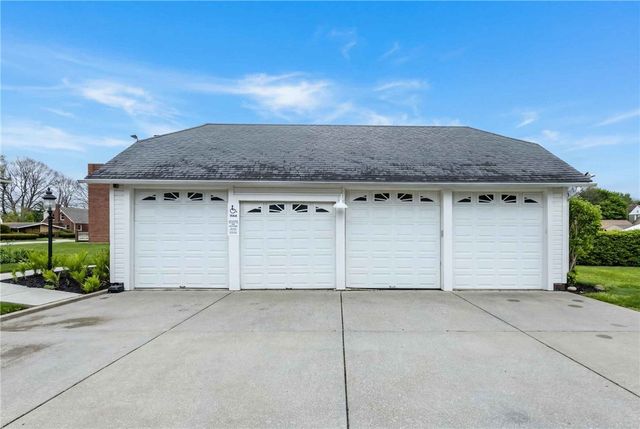 310 E Grandview Ave, Zelienople Boro, PA 16063