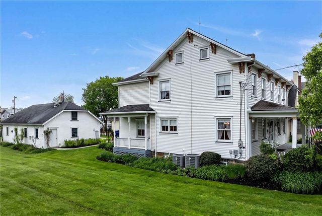 310 E Grandview Ave, Zelienople Boro, PA 16063