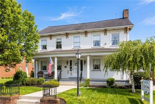 310 E Grandview Ave, Zelienople Boro, PA 16063