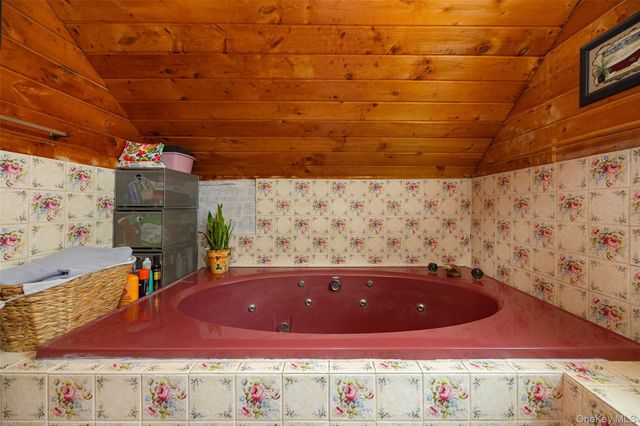 21 Old Town Road, Beacon, NY 12508