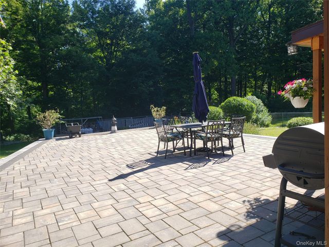 21 Old Town Road, Beacon, NY 12508