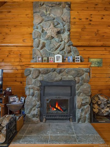 21 Old Town Road, Beacon, NY 12508