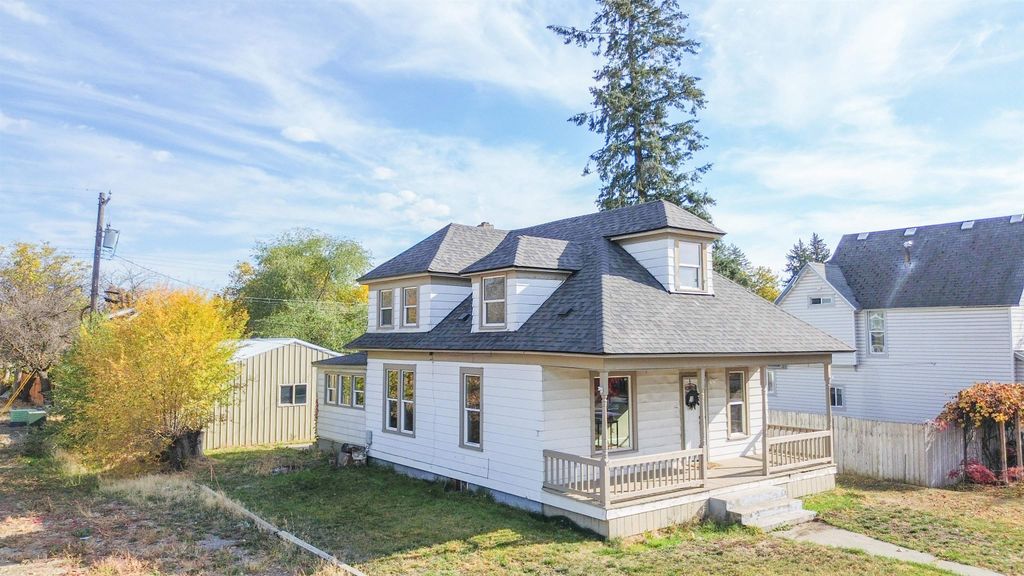 323 S Fiske St, Spokane, WA 99202 photo 2