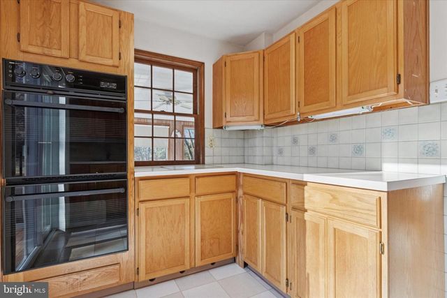 3060 CLOVERLY DR, Furlong, PA 18925