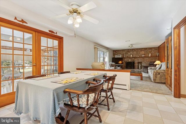 3060 CLOVERLY DR, Furlong, PA 18925